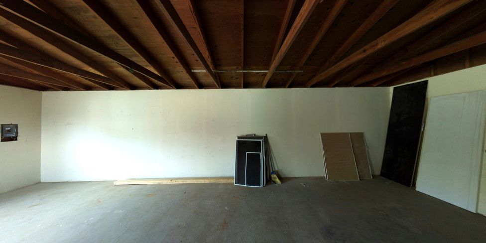 garage001.jpeg