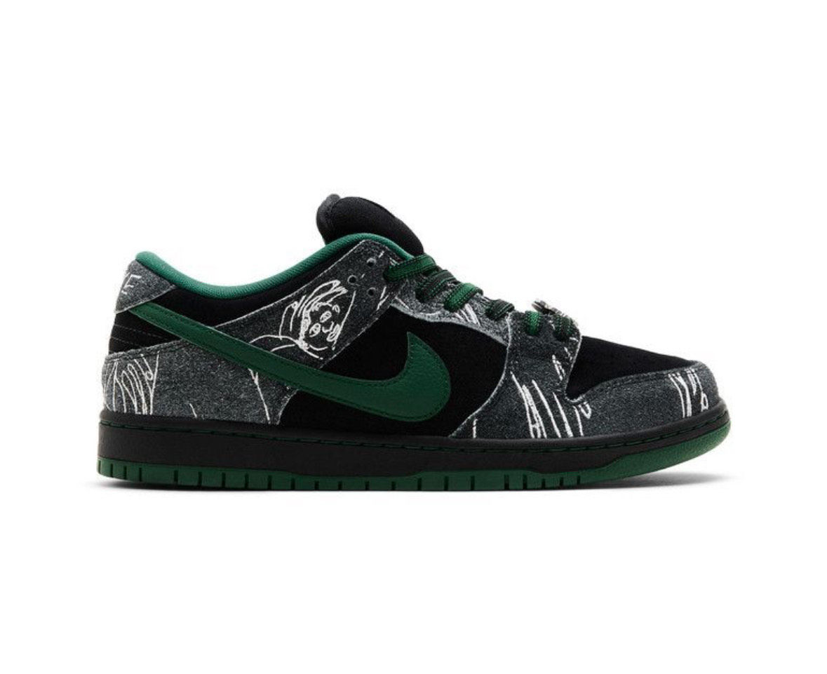 NIKE DUNK LOW X SKATEBOARDS