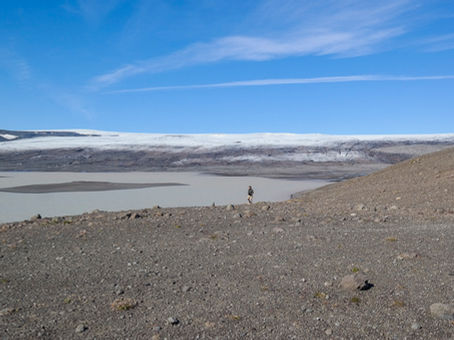 Hagavatn lake in the Highland south of Langjökull glacier