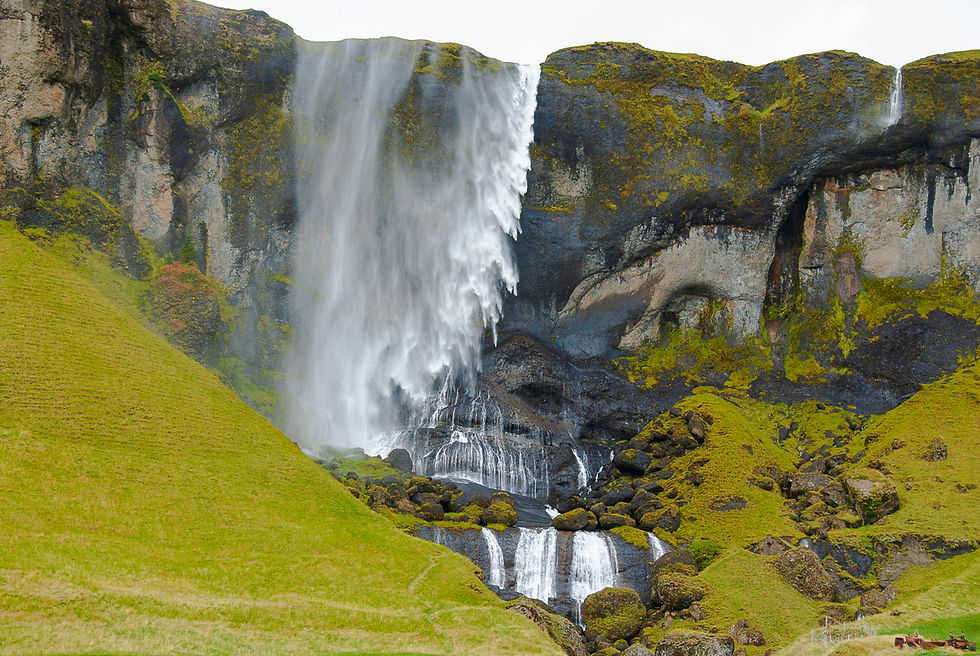 Wind affecting the waterfall Foss á Síðu