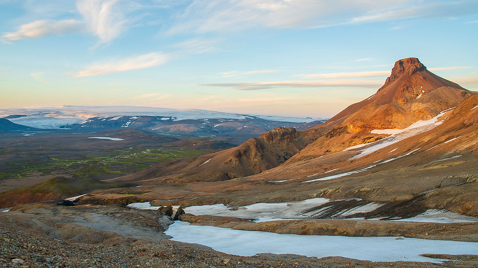 When driving Kjalvegur you drive between two glaciers