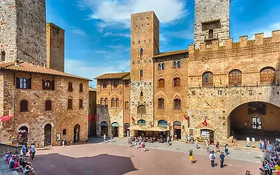 san gimignano.webp