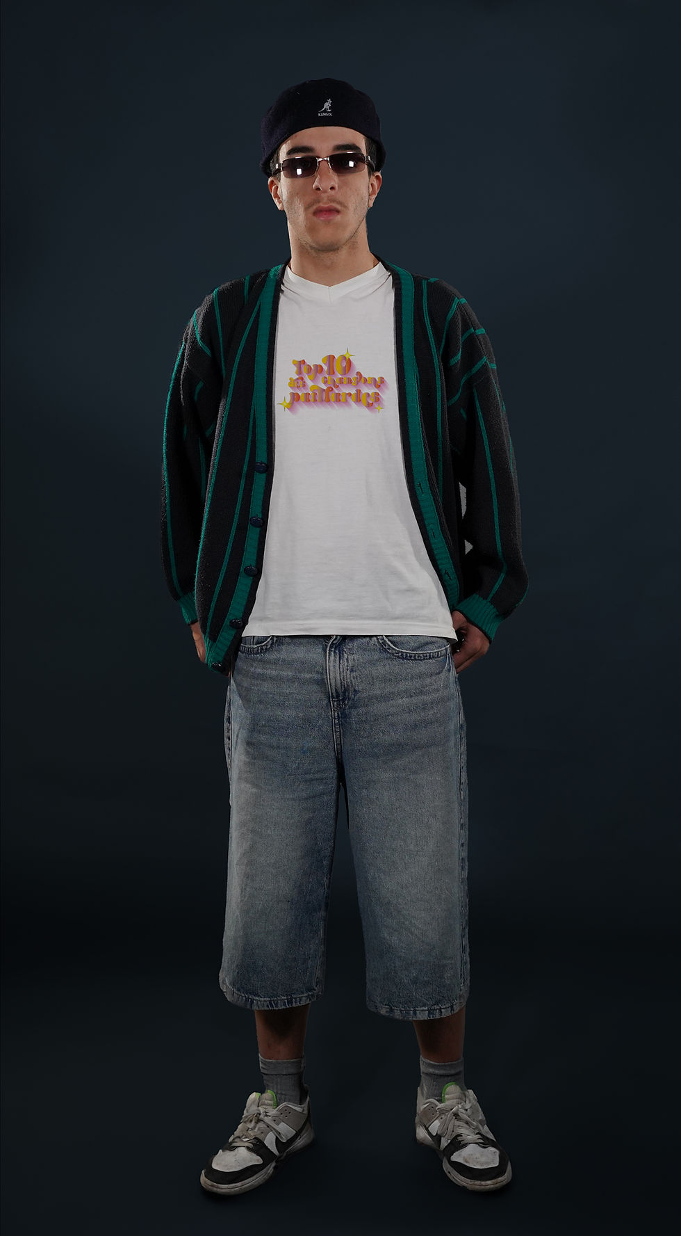 Tenue 1 face éloignée.jpg