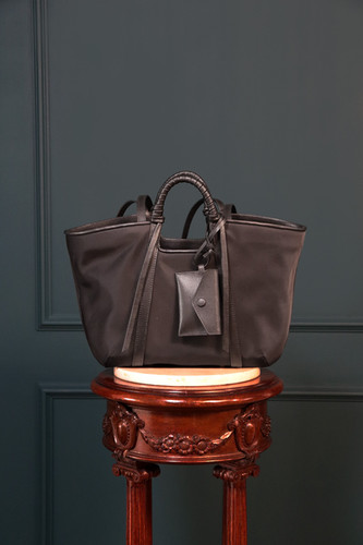 Marta - Black(Nylon) | mica della valle