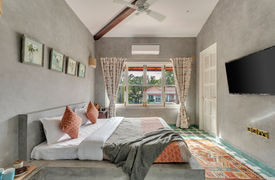 Kseniia Sun
photographer goa
goa photographer