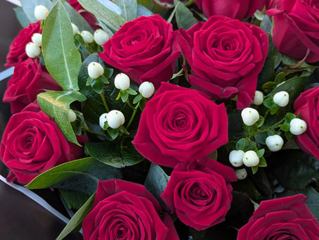 The History of Giving Flowers on Valentine’s Day