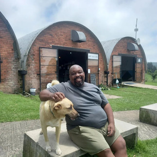 Dogs are allowed at these cafe's restaurants and BnBs in the KZN Midlands