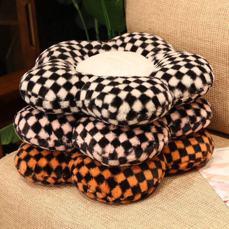 Thumbnail: checker flower cushion