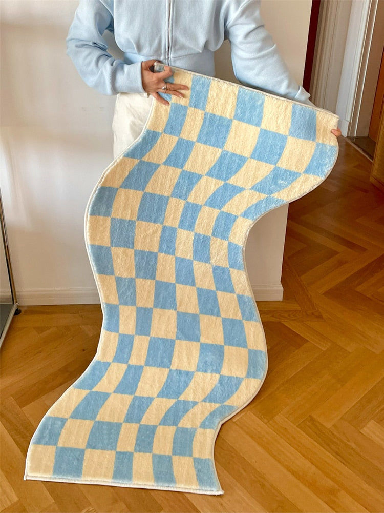 Thumbnail: perfect lil checkered rug