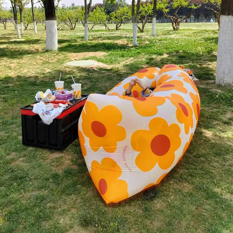 Thumbnail: daisy puff airbed