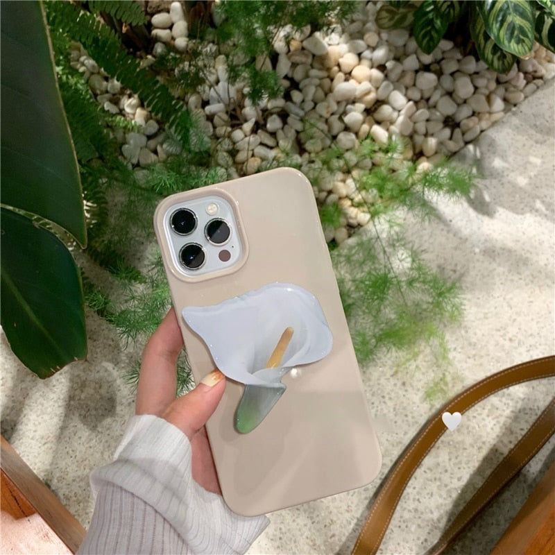Thumbnail: lily phone case