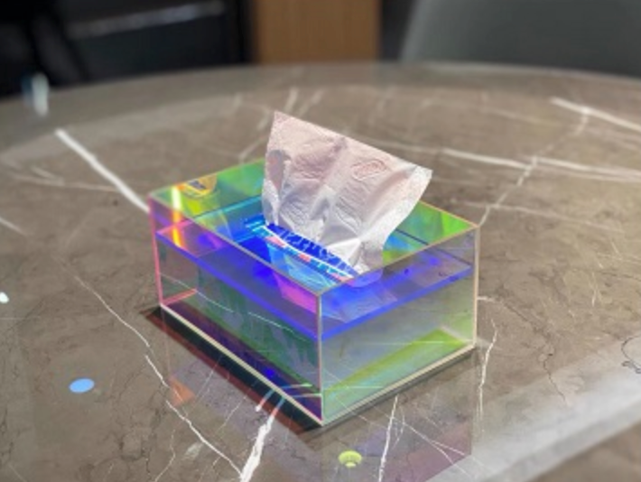 Thumbnail: acrylic translucent tissue box