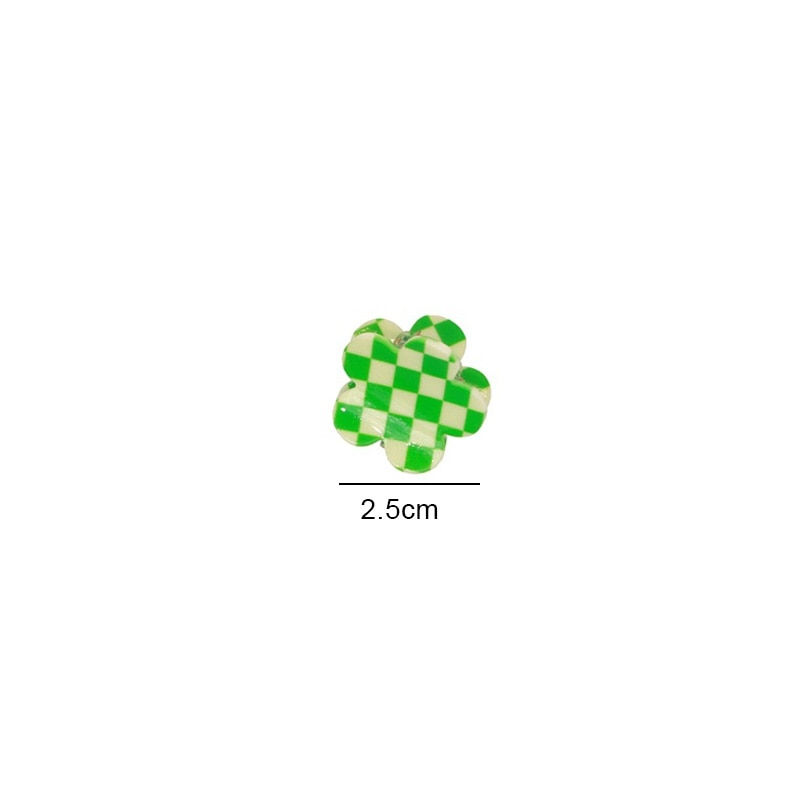 Thumbnail: mini checkered hair clips