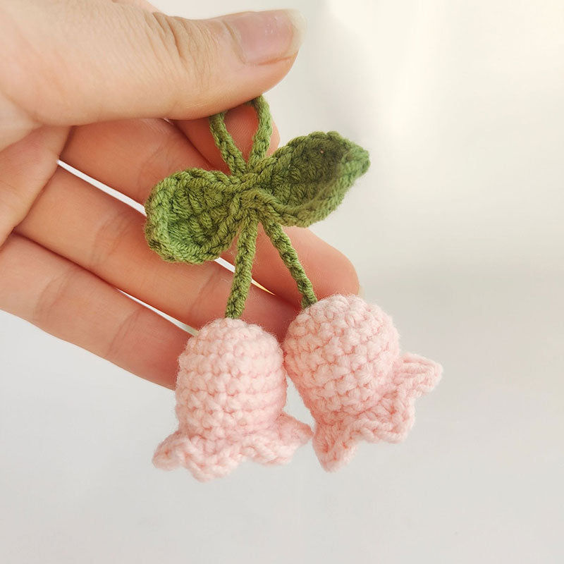 Thumbnail: crochet petal phone charm