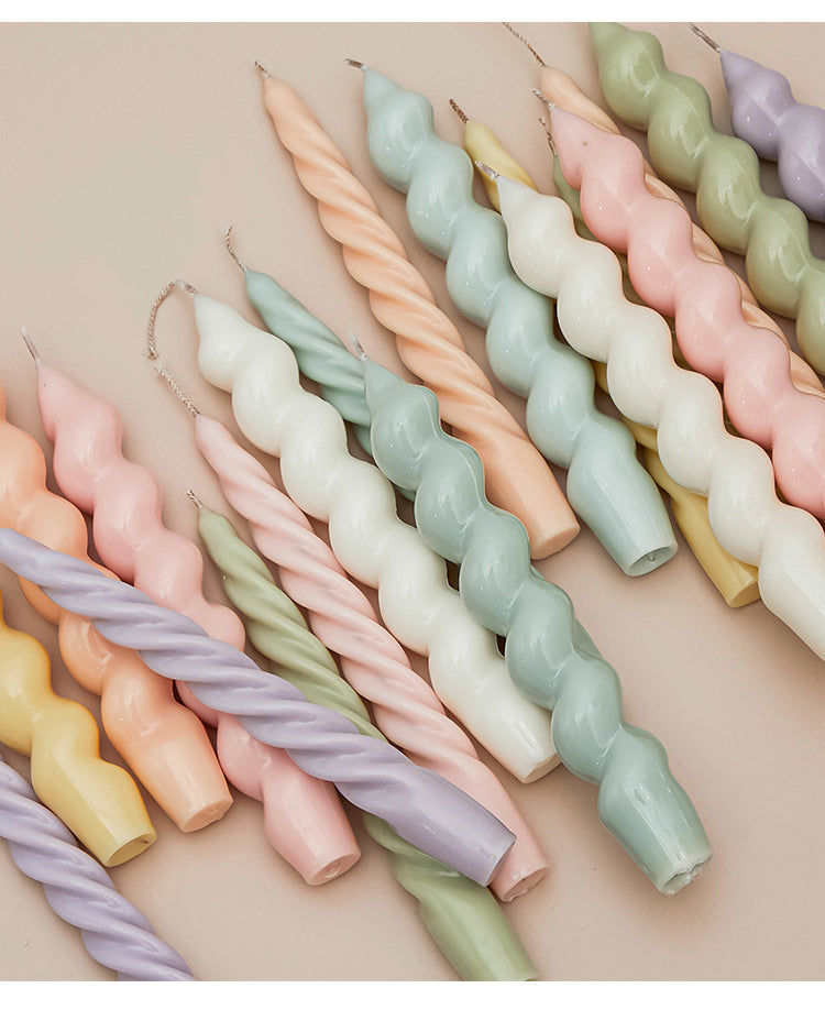 Thumbnail: spiral candles