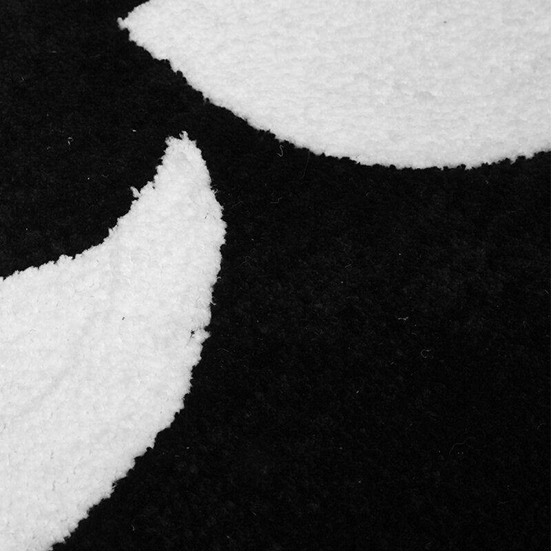 Thumbnail: side eye kitty rug