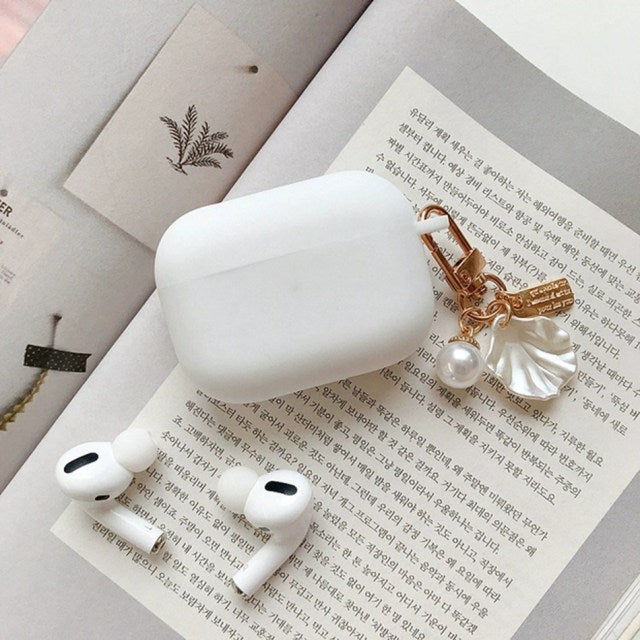 Thumbnail: patterned AirPods case