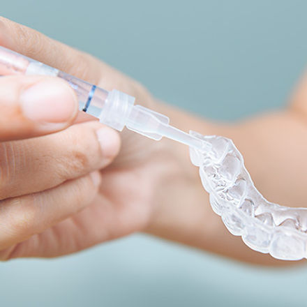 Easy to use teeth whitening kits