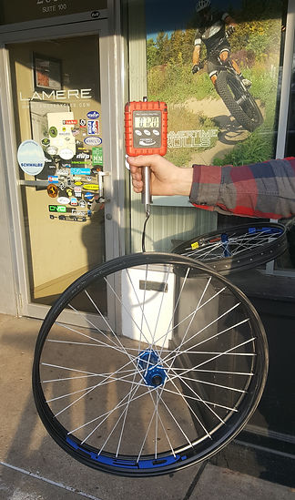 World's lightest 27.5 fatbike wheels with HED rims, Tune hubs, and UHMW spokes