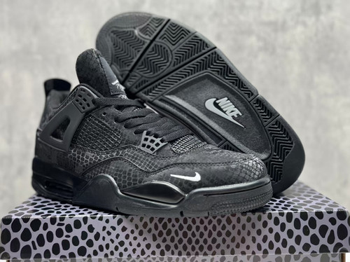 Retro Black Python | ReplicasCustom