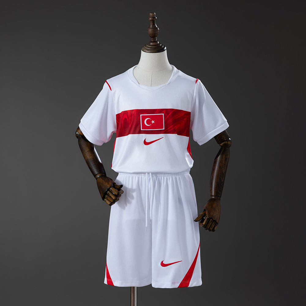 Conjunto Deportivo Turquia Niño Mundial 2026