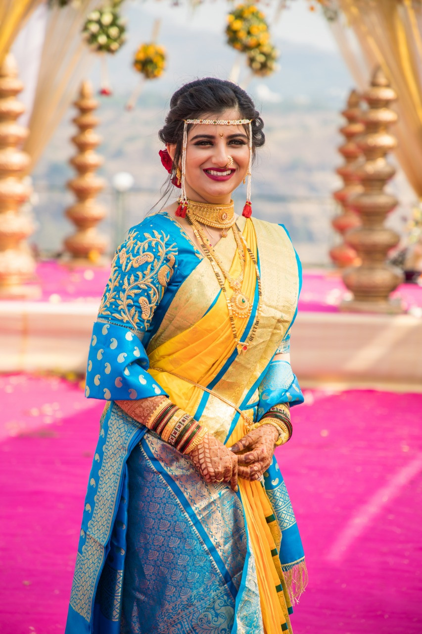 Top 10 Jewellery Fashion Tips For A Maharashtrian Bride Jewelry jewellery has been the first love interest of every woman irrespective of her age or taste for western or ethnic garments. fashion tips for a maharashtrian bride
