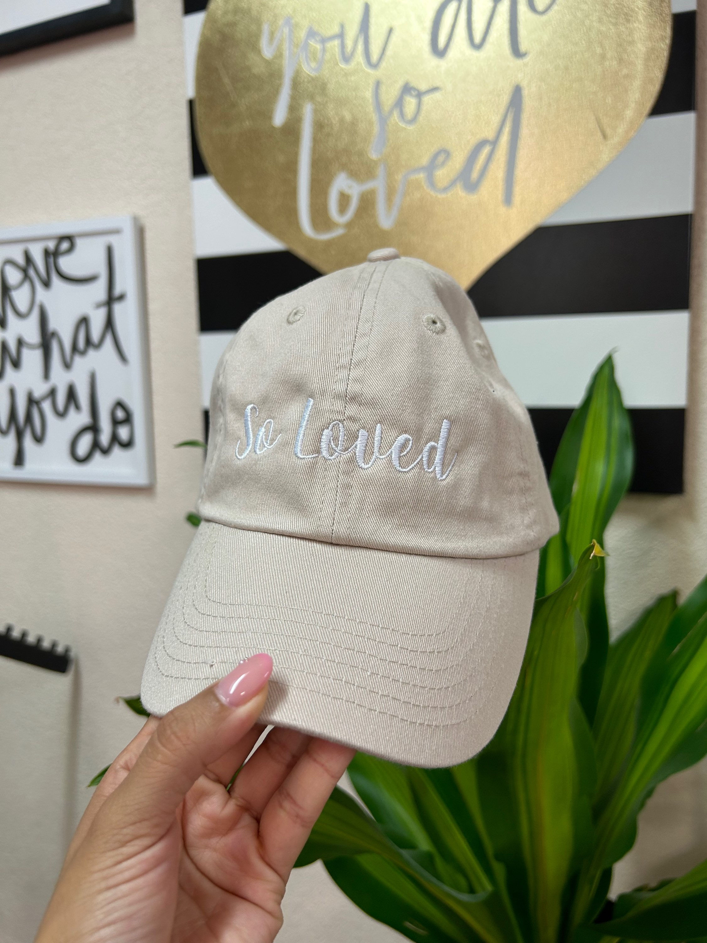 Neutral White/Khaki So Loved Cap