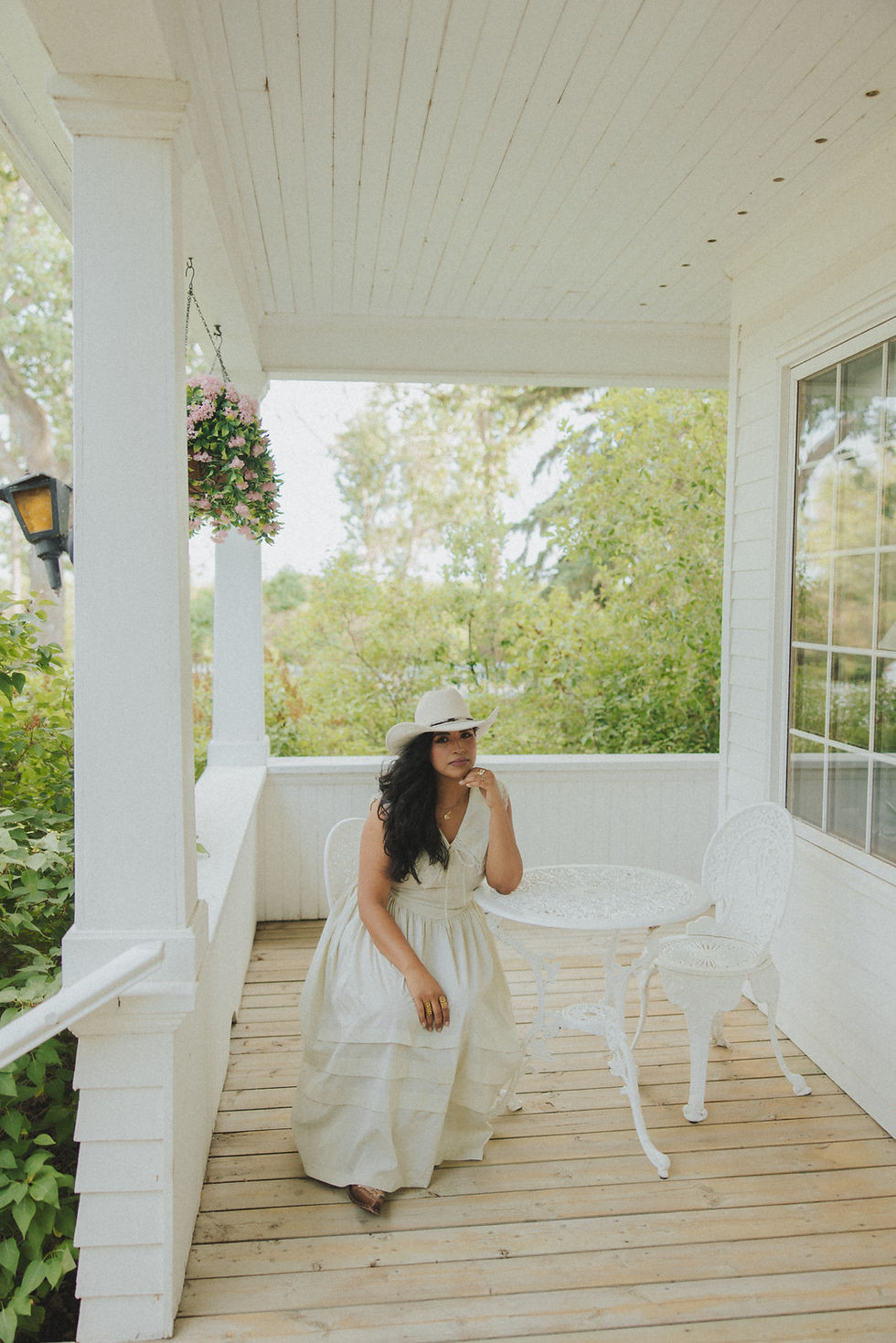 Thumbnail: Shoot on our properties! (for photographers!)
