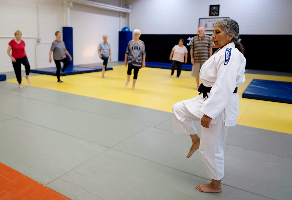 Dynamic Balance for Life safe landing and falls prevention class.