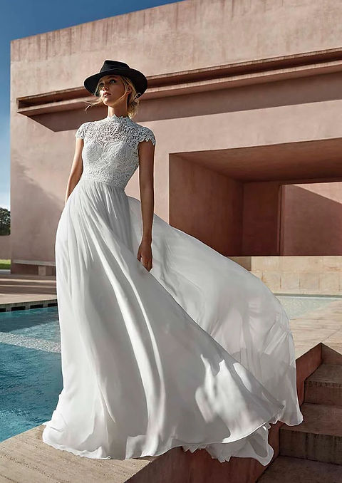 7027, Pronovias Marburg size 10 off white high neck wedding dress | Sundays Bridal 7027, Pronovias Marburg size 10 off white high neck wedding dress | Sundays Bridal