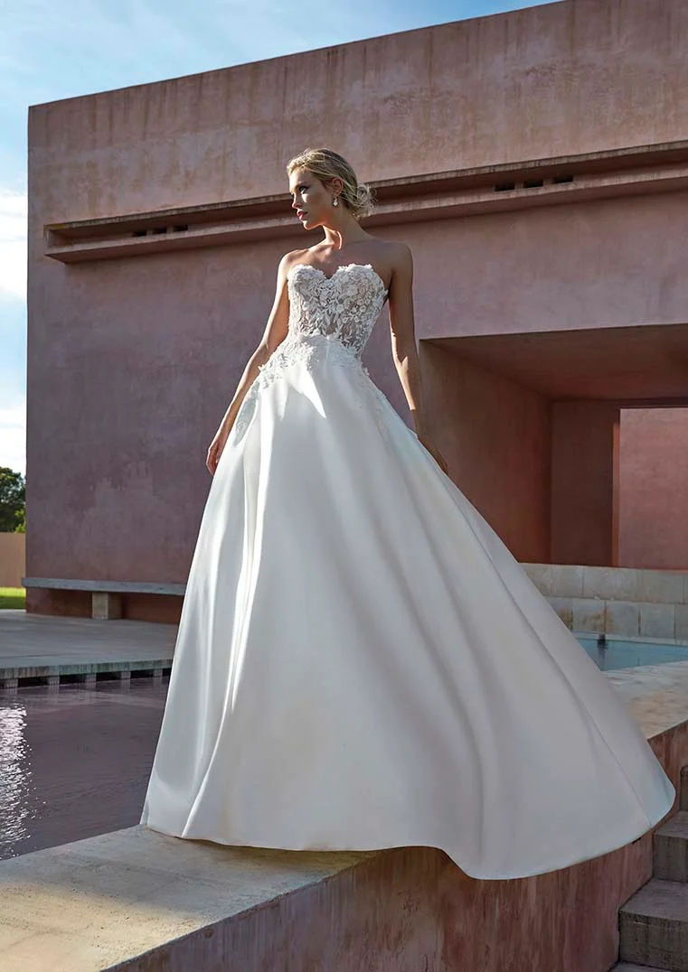 7313, Pronovias Florida size 10 ivory