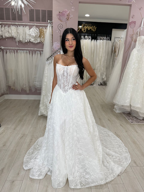 lace wedding dress size 18 Evelyn Bridal Elliana