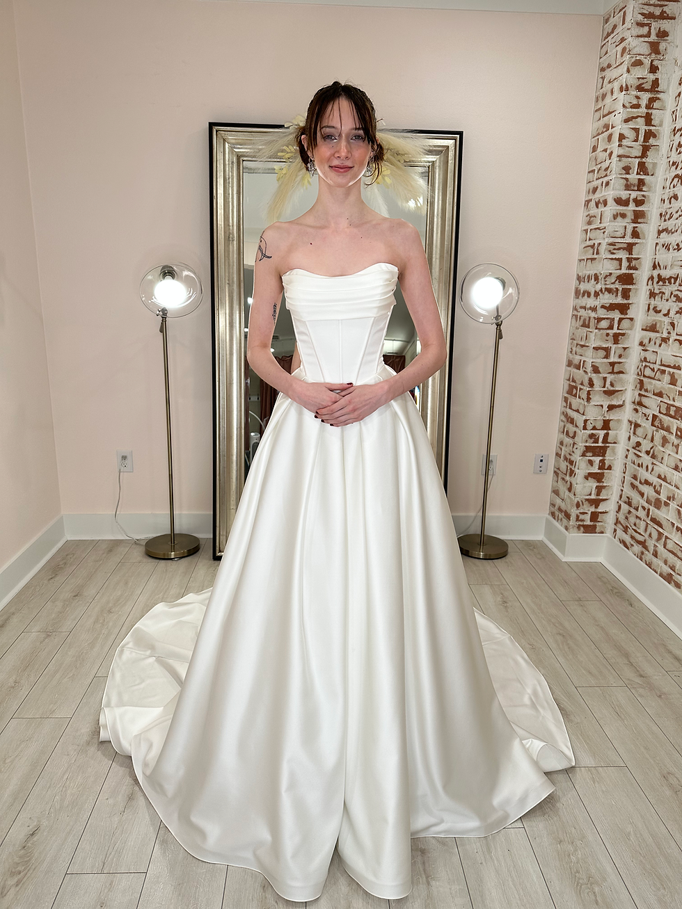 Thumbnail: 5191, Texas Bridal Mia Anla137 size 24 ivory Wedding dress 