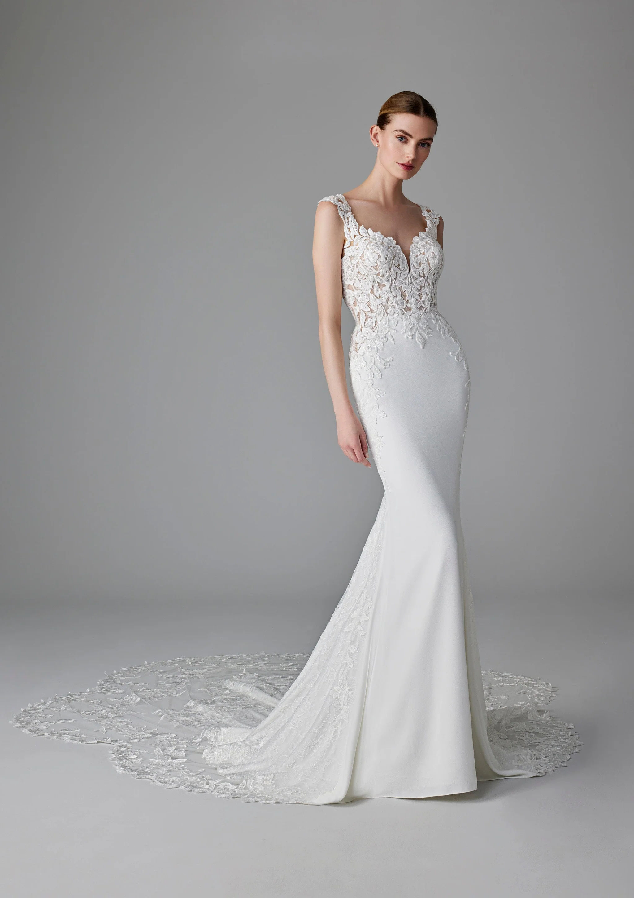 7018, Pronovias Dion size 14 ivory-nude 