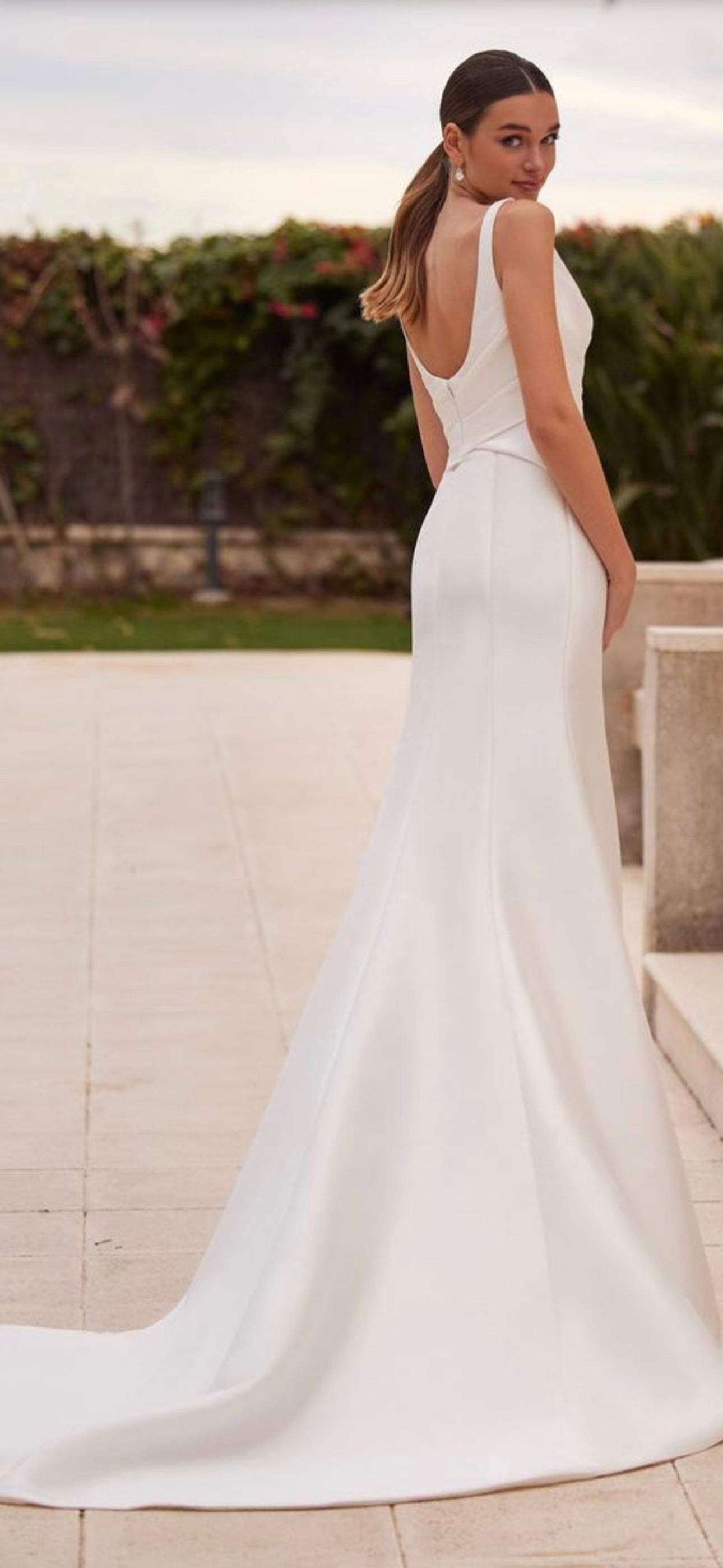 5499, St Patrick Amiera size 12 ivory 