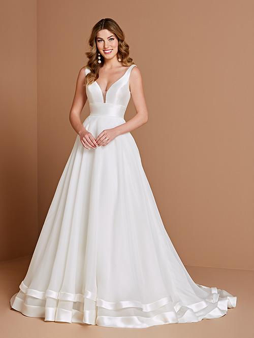 5412, Christina Wu 19224 size 10 ivory 