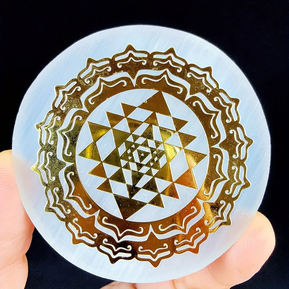 Miniatura: Placa de Selenita Natural com Símbolos Sagrados – Limpeza Energética e Energ
