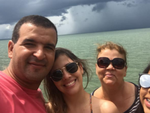 Família homenageia paciente que venceu o coronavírus