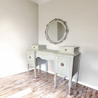 Antique Vintage Vanity/Desk