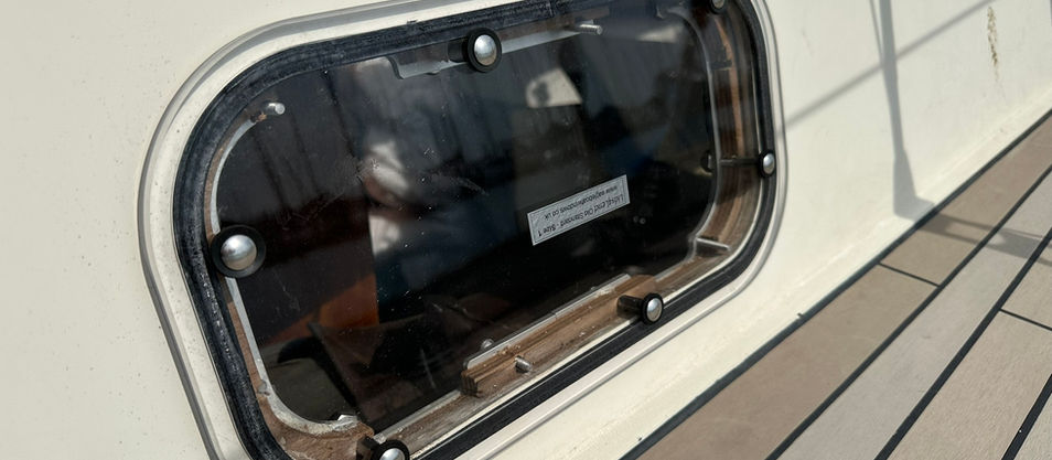 Temporary Lids for Lewmar Old Std Ports...