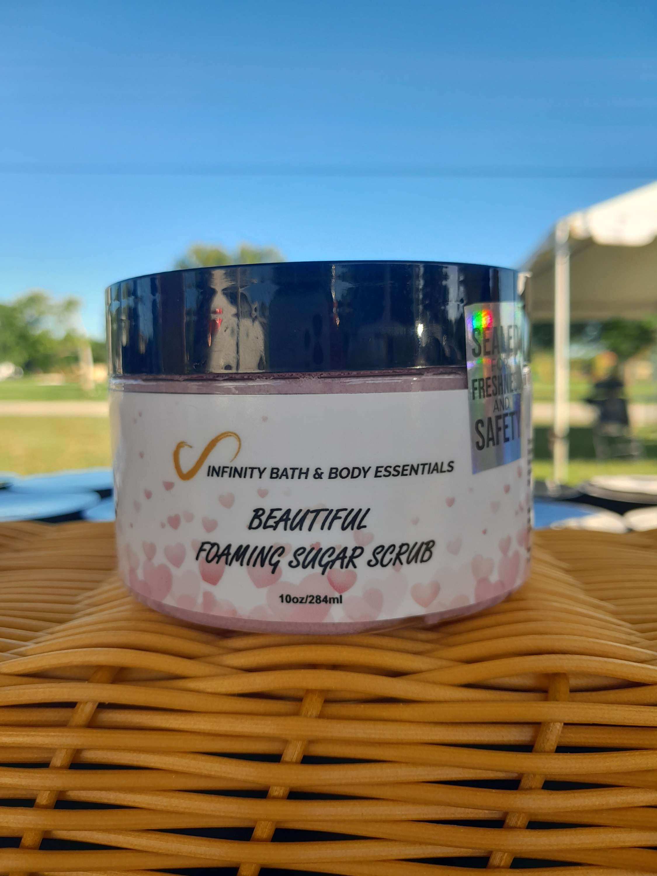 A picture of a 10oz jar of beautiful foaming sugar scrub