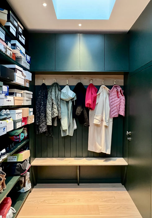 Boot room design