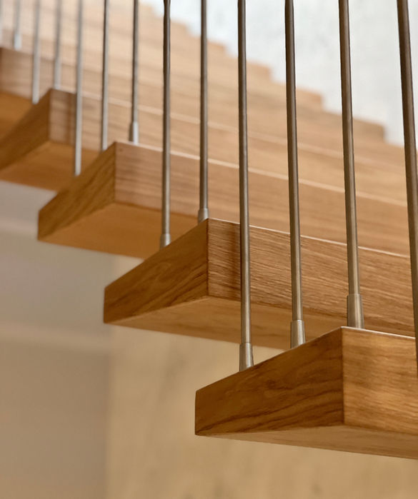 New suspended modern oak staircase details