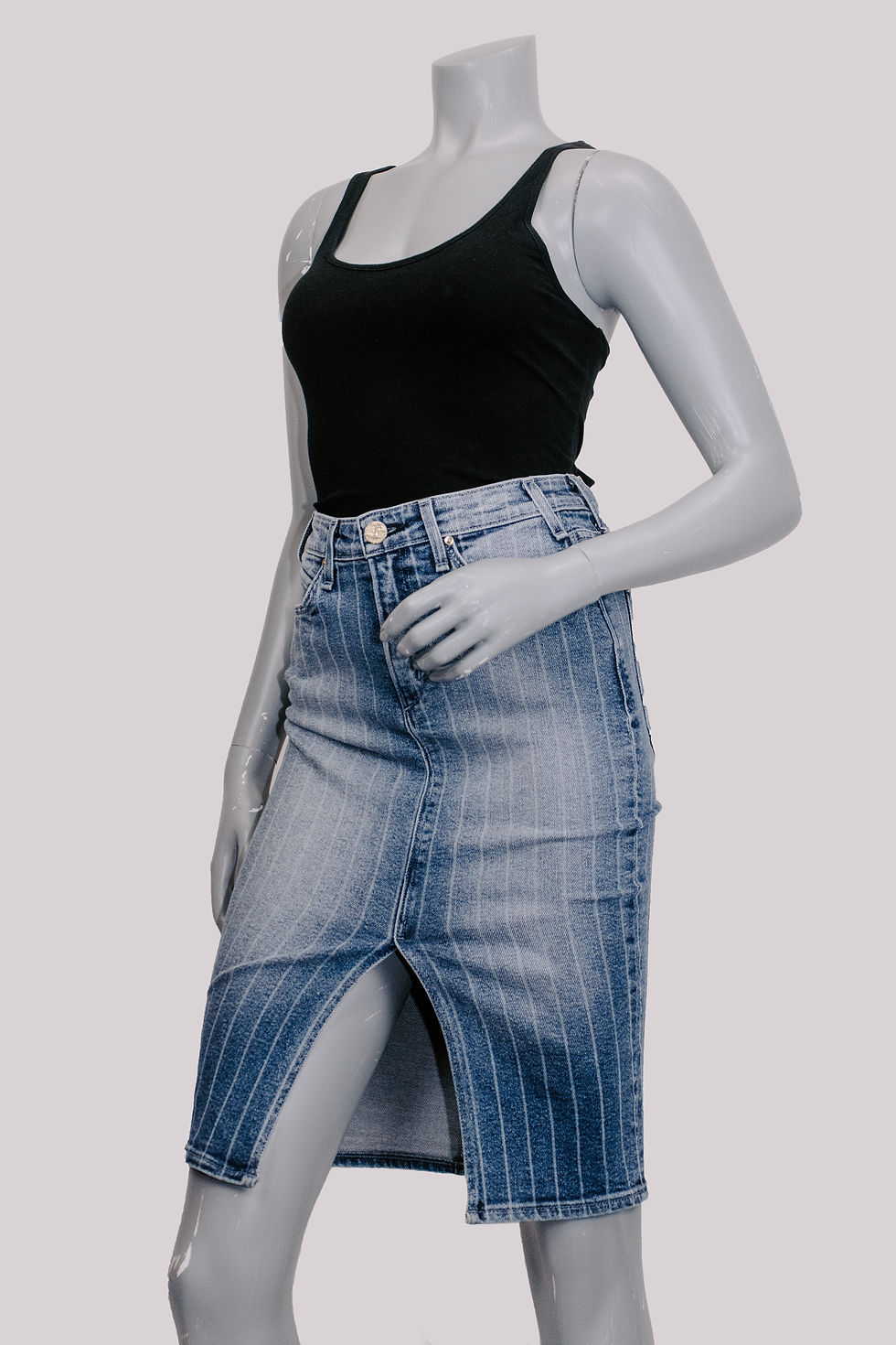 Full Body (5).jpg