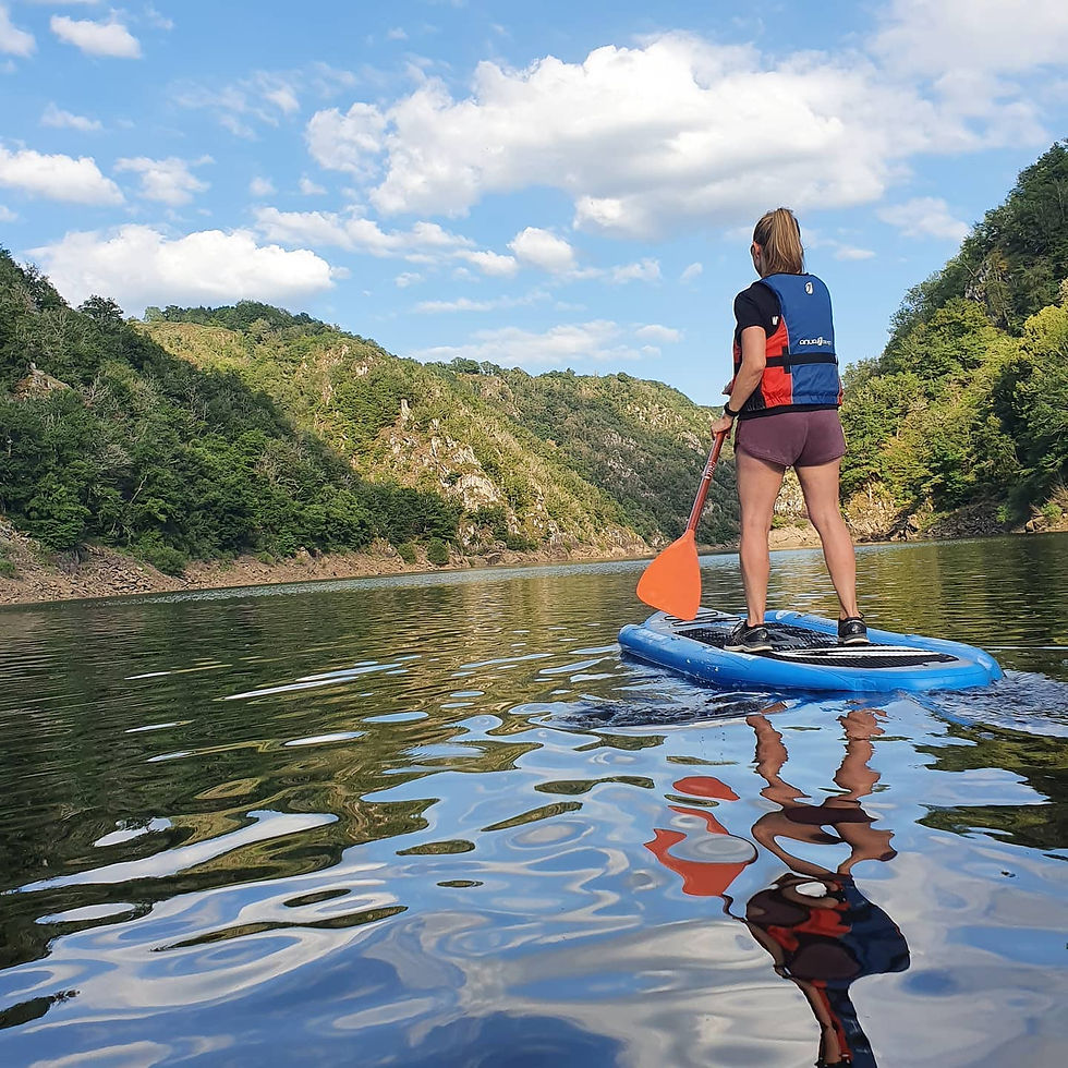 Stand up paddle proche d'Ussel