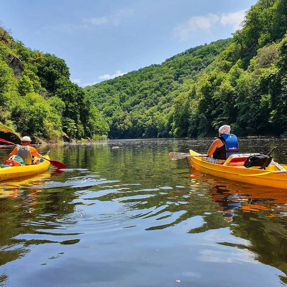 Canoe Kayak proche de Bort les Orgues, Lanobre
