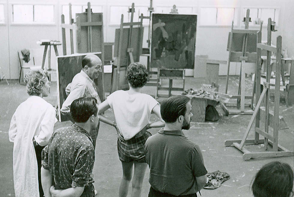 Art critic Clement Greenberg at the 1962 workshop. Photo courtesy of University of Regina Archives and Special Collections, Kenneth Lochhead fonds, 86-29.