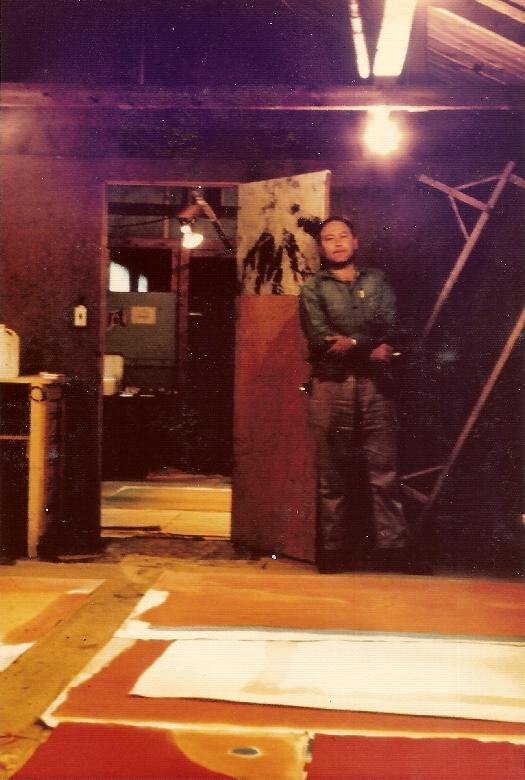 Jules Olitski with paintings he was working on during the Artists' Workshop. Photo Credit: Kenneth Lochhead.
