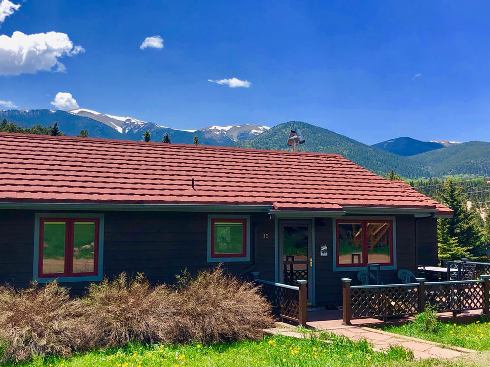 Dakota Lodge
