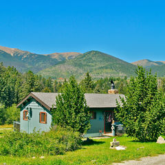 Bear Foot Getaway
